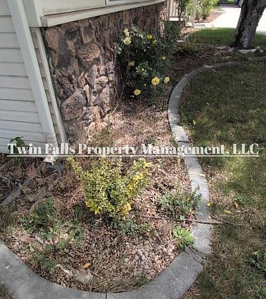 2nd image of 3073 Vickie Ln