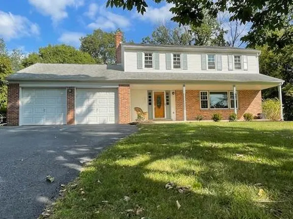 201 Clover Cir, Media, PA 19063