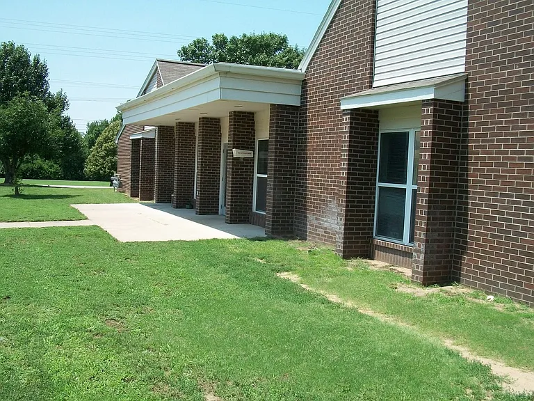Eastern Townhomes — Photo 13