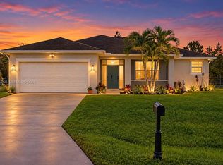 1116 Thompson Ave, Lehigh Acres, FL 33972