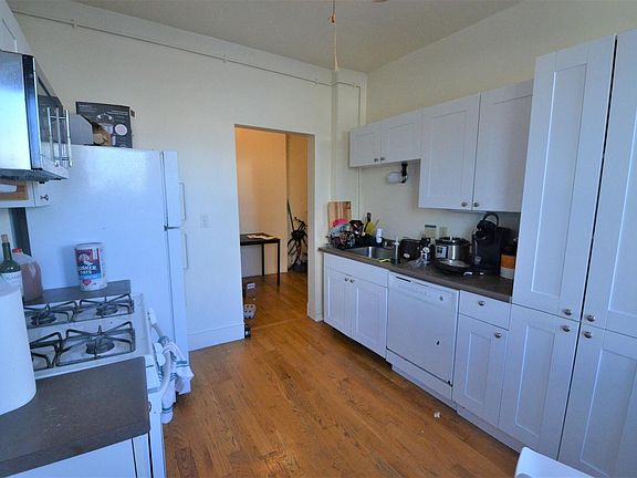 2nd image of 35 Brookline St #16Y
