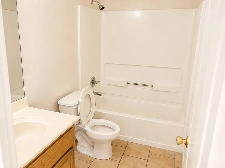 3808 W Zelma St #1 — Photo 7