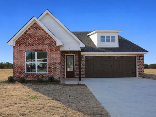 77 Annandale Dr, Columbus, MS 39702