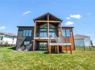 17420 Crystal St, Overland Park, KS 66221