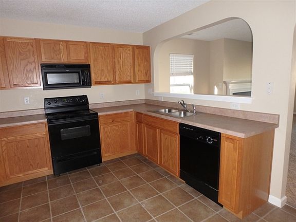 5th image of 78 Brookhaven Dr