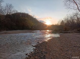 1100 Hattie Rd, Willow Springs, MO 65793