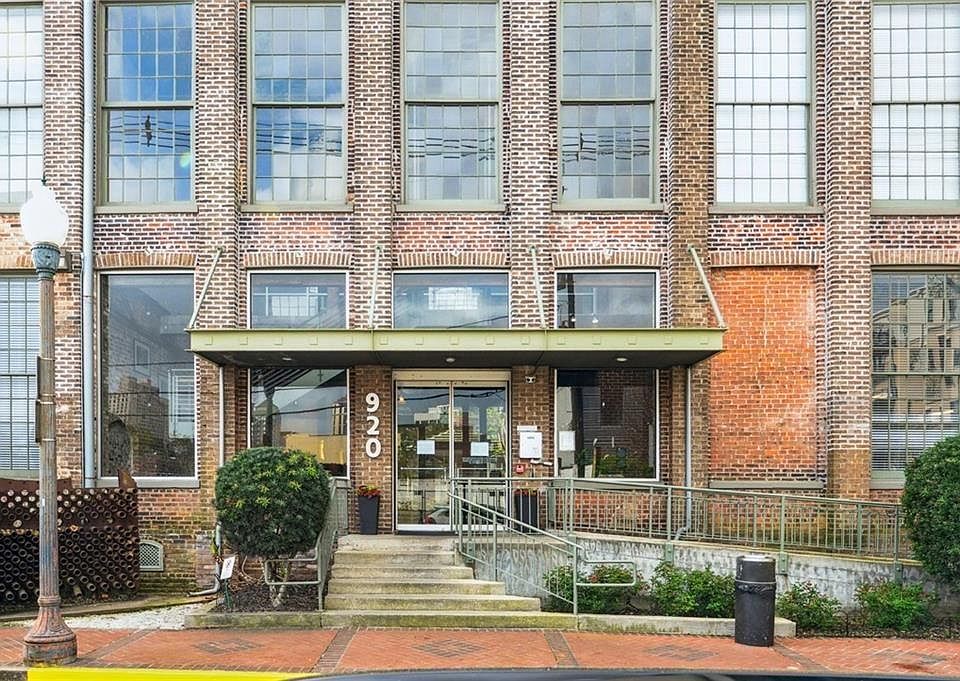 1st image of 920 Poeyfarre St APT 410
