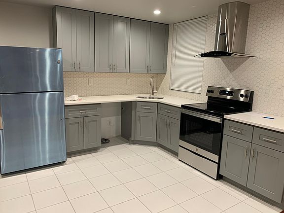 5th image of 911 Arch St Suite 101