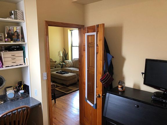 5th image of 1458 N Bosworth Ave #Two_rear
