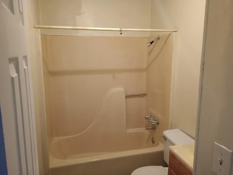 1107 Cabot St #4 — Photo 4