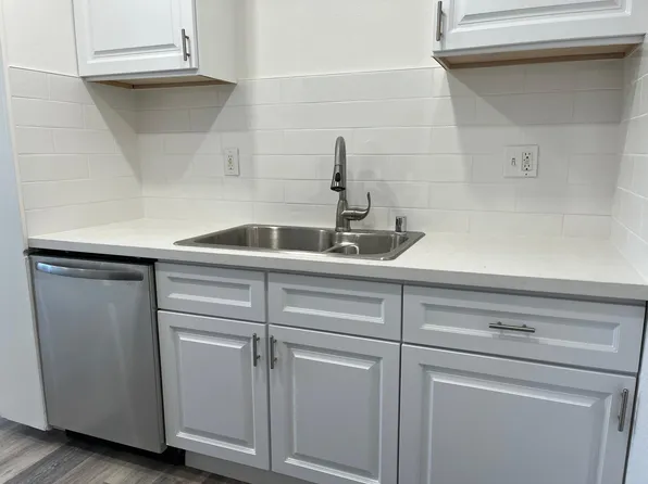 10757 Hortense St APT 107, North Hollywood, CA 91602