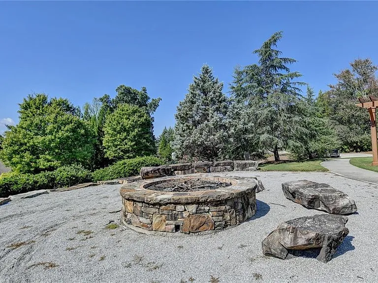 6755 Scarlet Oak Way — Photo 28