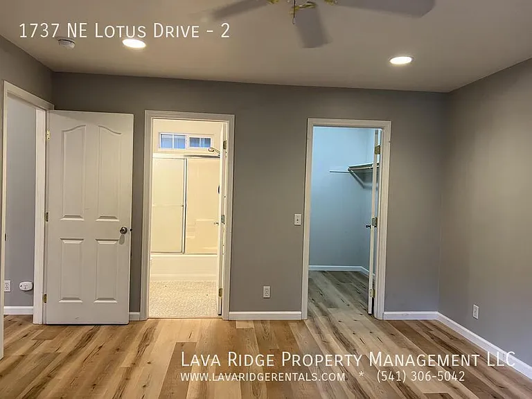 1737 NE Lotus Dr #2 — Photo 14