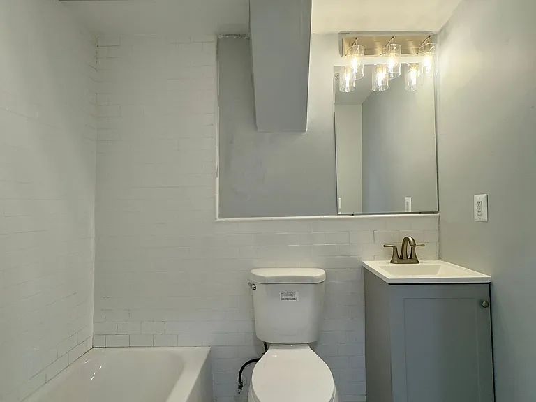 10 E Mulberry St — Photo 38
