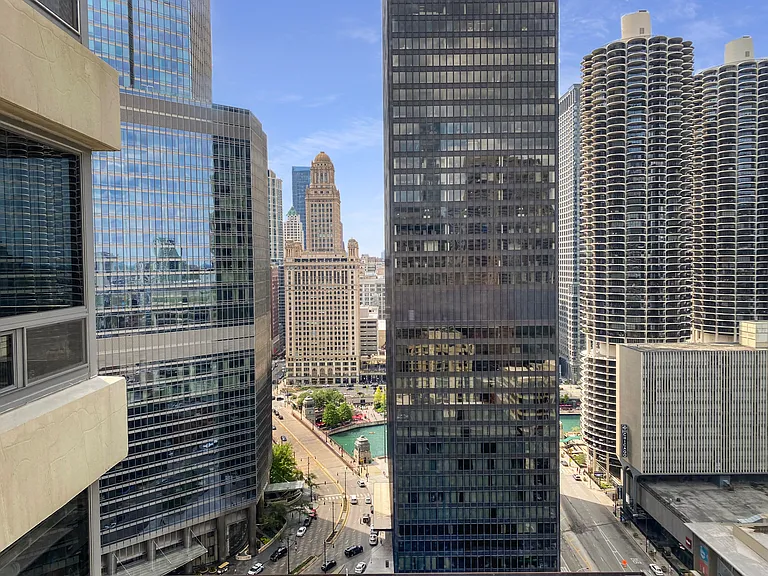 440 N Wabash Ave #3303 — Photo 9