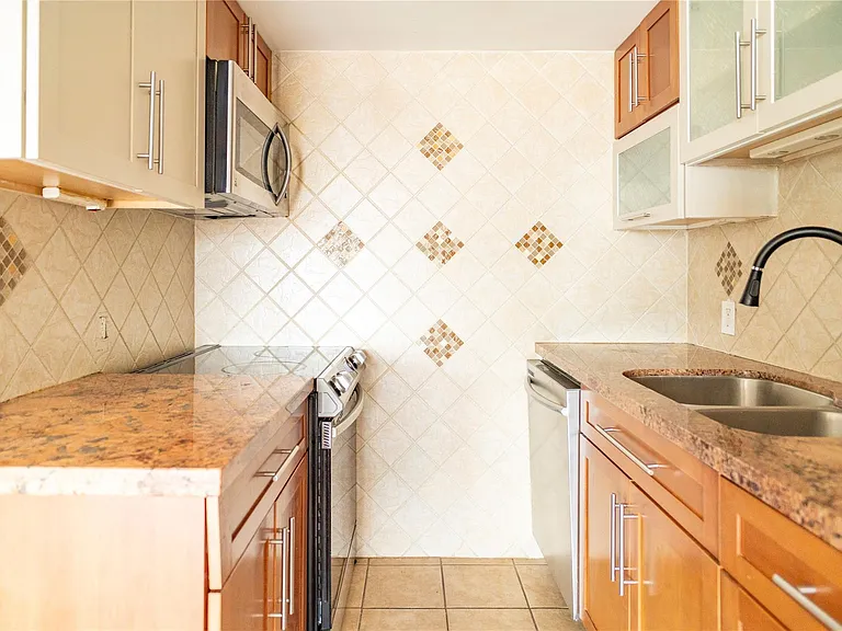 7510 Hornwood Dr #705 — Photo 9