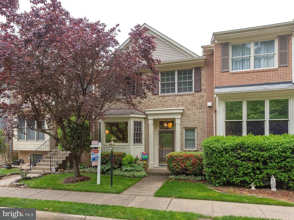 9101 Golden Sunset Ln photo 1