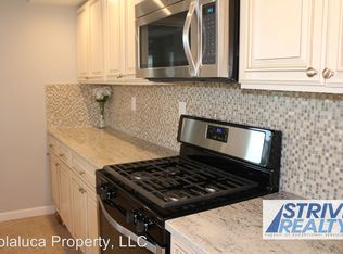 22 Clyde St, Providence, RI 02908