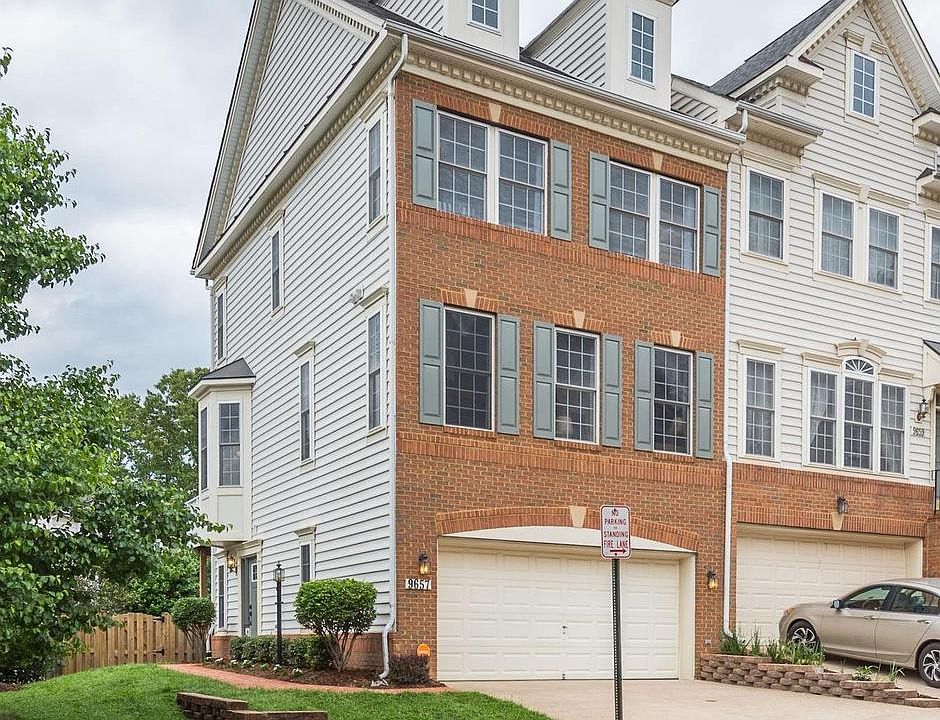 1st image of 9657 Potters Hill Cir