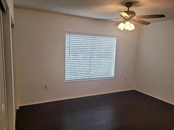 4th image of 3194 Coral Lake Ln #3194