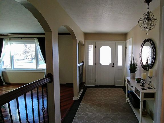 3rd image of 5790 Goodman Dr