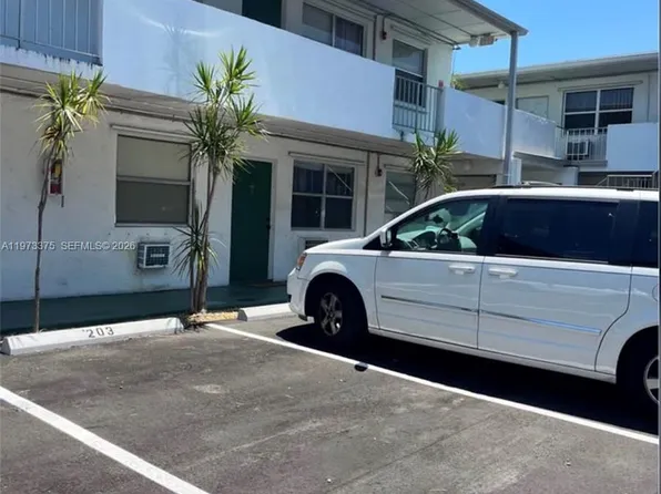 3211 SW 44th St APT 117, Fort Lauderdale, FL 33312