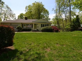 4 Leatherwood Rd, Norwalk, CT 06851