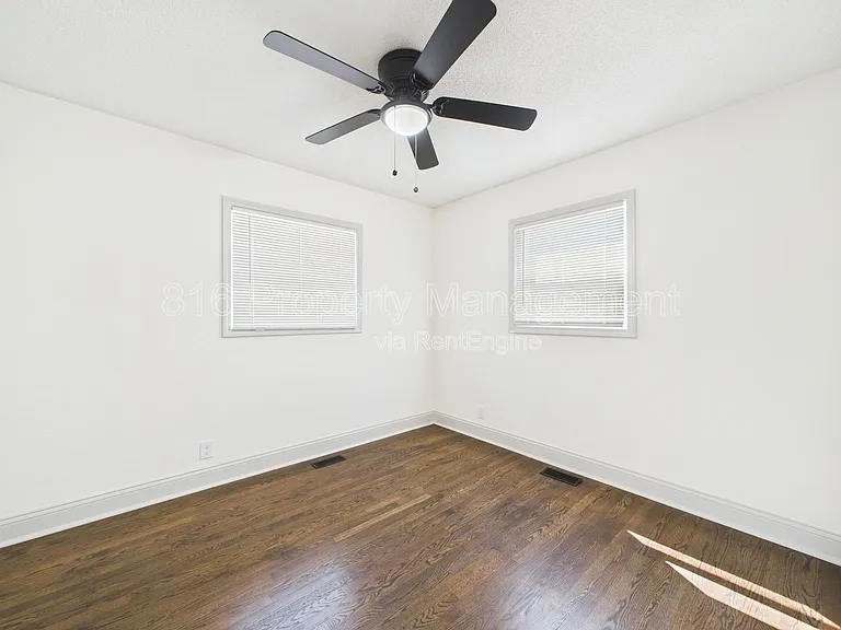 1406 N Ponca Dr — Photo 12