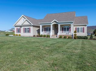 19439 Snaffle Bit Ln, Bristol, VA 24202