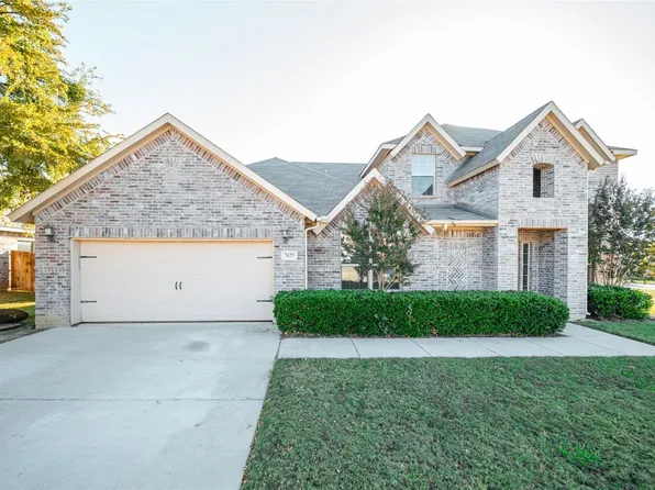 7425 Rose Crest Blvd, Forest Hill, TX 76140