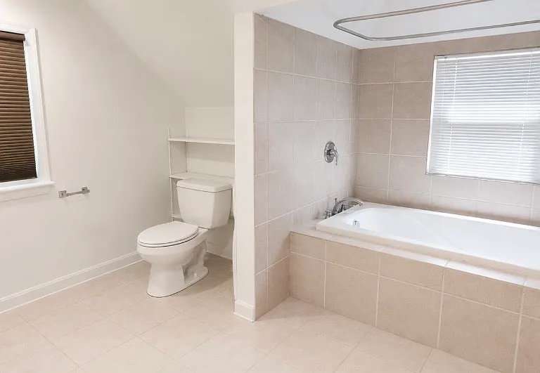 2820 Vincent Ave — Photo 2