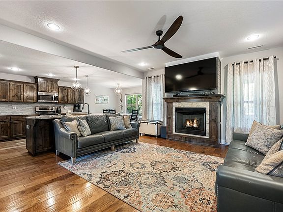 2nd image of 14 Alex Ln