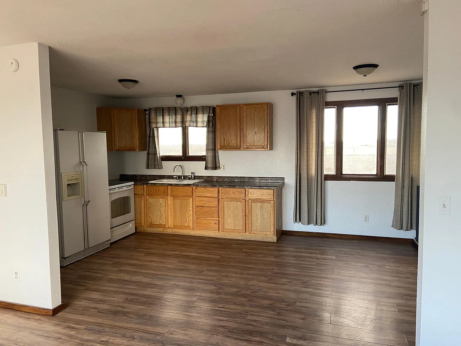 4 bed, 1152 sqft, $1,650 — Photo 4