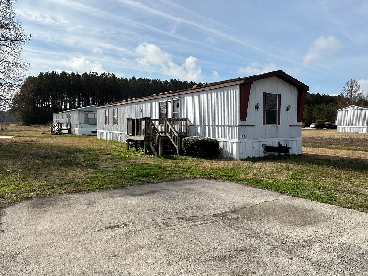 Building Photo - 1514 Avalon Dr