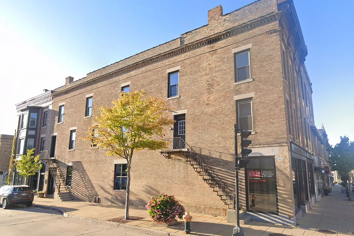 Building Photo - 210 3rd St.