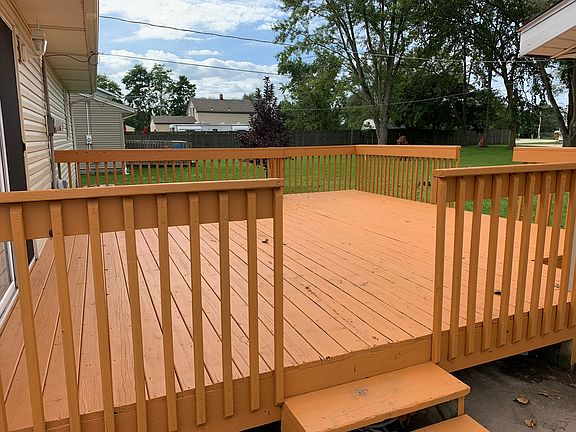 4th image of 8610 Indigo Ln