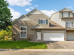 6800 Pine Crest Trl S, Cottage Grove, MN 55016