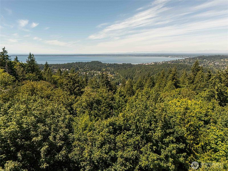 4th image of 1697 Chuckanut Crest Drive