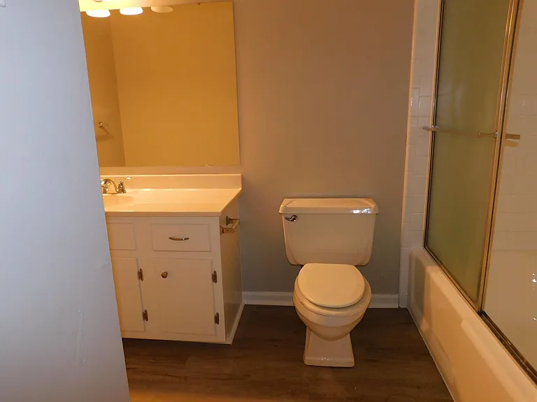 2119 Fendley Dr — Photo 15