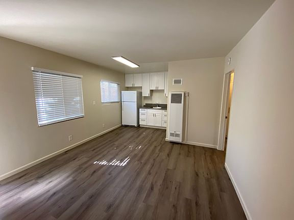 5th image of 1710 Coronado Ave #4