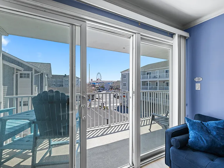 107 Somerset St #203 — Photo 18