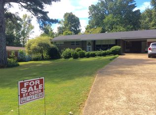 807 Pine Cir, Starkville, MS 39759