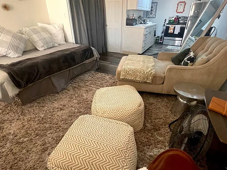 1220 Washington Ave #4 — Photo 4