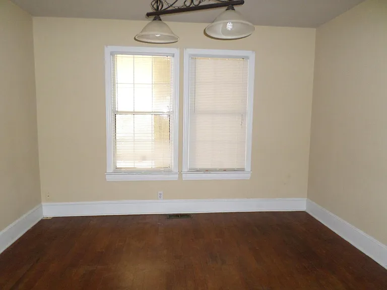 108 Valencia Dr — Photo 9