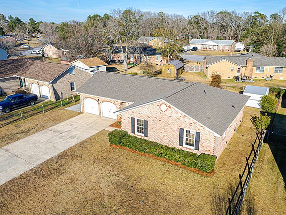 5th image of 115 Milton Dr