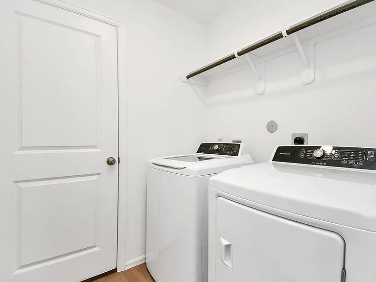 4151 Brazos Brook Trl — Photo 10