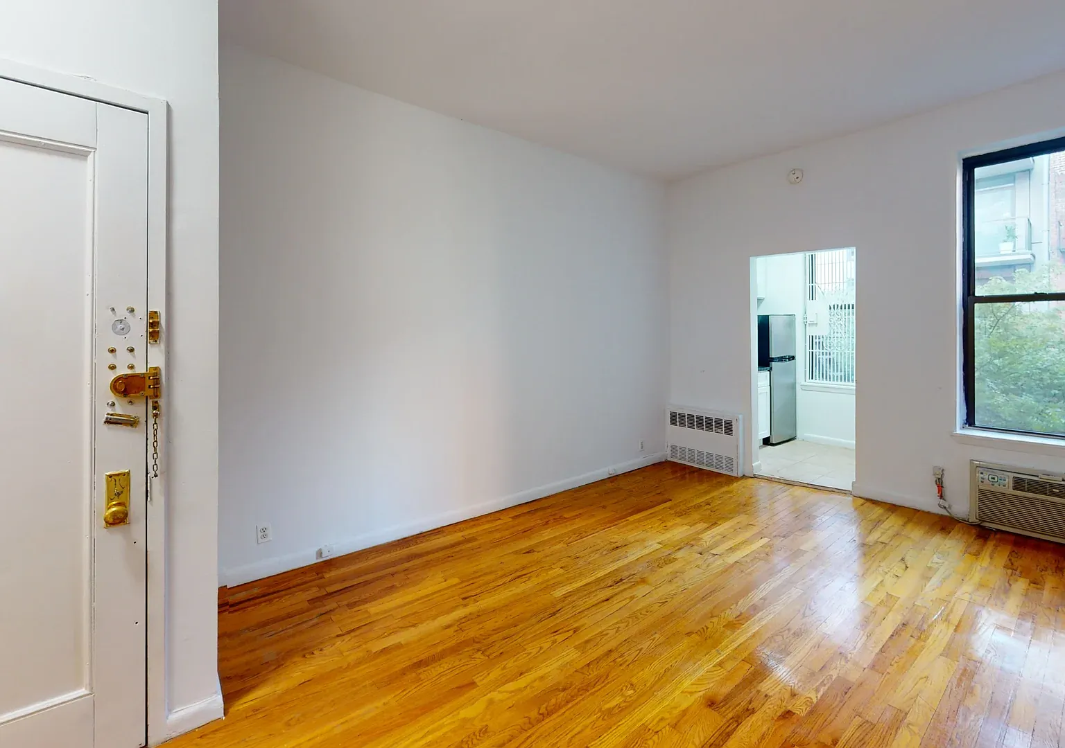 313 East 85th Street — Photo 1