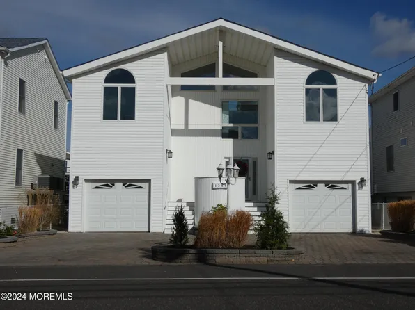 1386 Paul Blvd, Manahawkin, NJ 08050