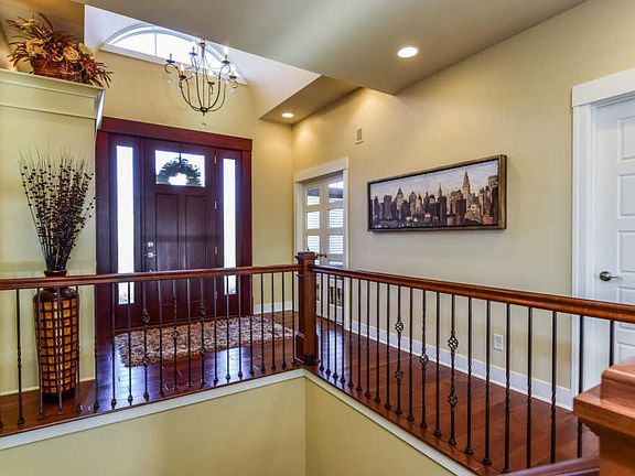 4th image of 5305 Tuscan Crest Dr SE