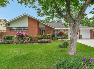 1506 Marlock Ln, Pasadena, TX 77502